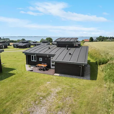 Holiday home Nice Home In Faaborg With Wifi *
